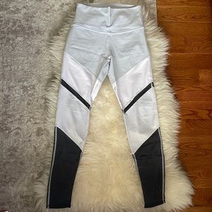 Alo Workout Leggings